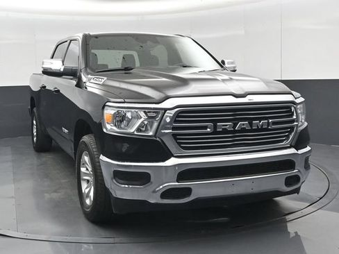 Used 2024 RAM 1500 Laramie AWD/4WD image 30