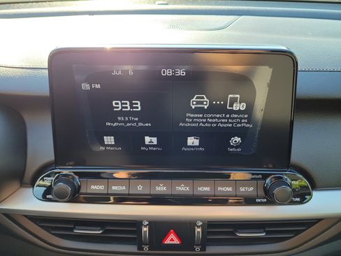 Used 2020 Kia Forte LXS FWD image 30
