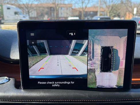 Used 2020 Lincoln Aviator Reserve w/ Equipment Group 202A image 17