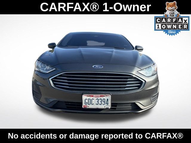Used 2019 Ford Fusion SE FWD image 2
