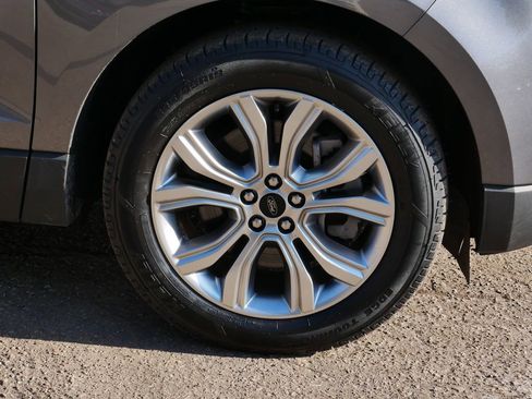 Certified 2024 Ford Edge Titanium AWD/4WD image 7