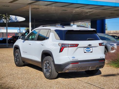 Used 2026 Chevrolet Equinox ACTIV w/ Convenience Package III FWD image 5
