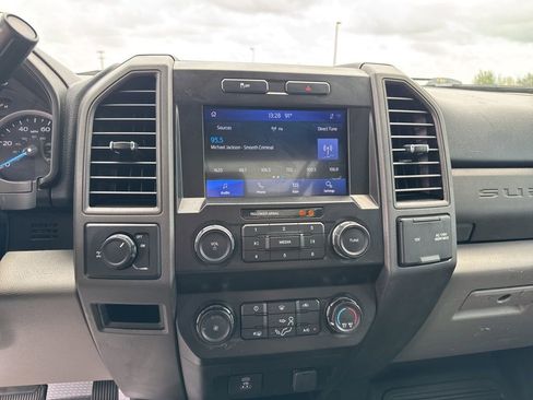 Used 2021 Ford F350 XL w/ Power Equipment Group RWD image 12