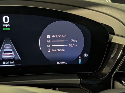 Certified 2025 Porsche Macan Electric image 32