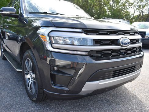 Used 2022 Ford Expedition XLT RWD image 43