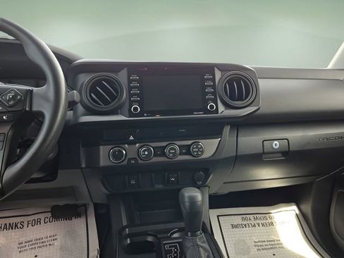 Used 2022 Toyota Tacoma SR image 11
