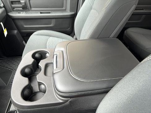 New 2026 RAM 3500 Tradesman AWD/4WD image 33