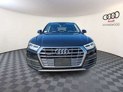 Used 2020 Audi Q5 2.0T Premium Plus w/ Premium Plus Package AWD/4WD image 2