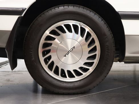 Used 1990 Acura Legend Coupe image 35