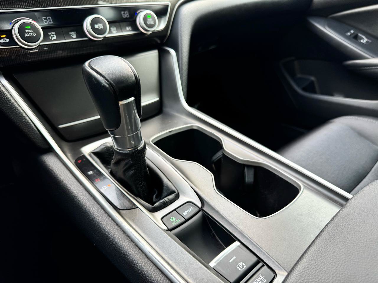Used 2019 Honda Accord Sport image 30