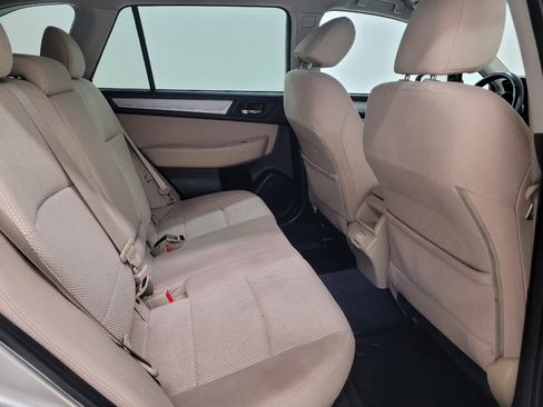 Used 2018 Subaru Outback 2.5i Premium AWD/4WD image 19