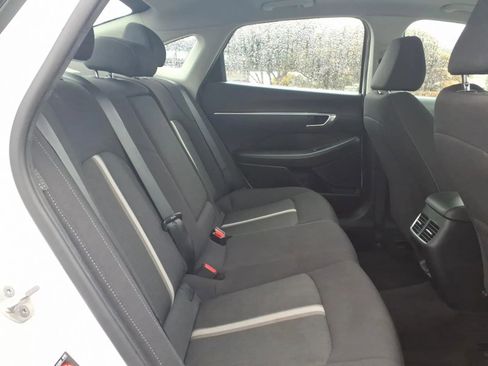 Used 2023 Hyundai Sonata SEL w/ Convenience Package image 16