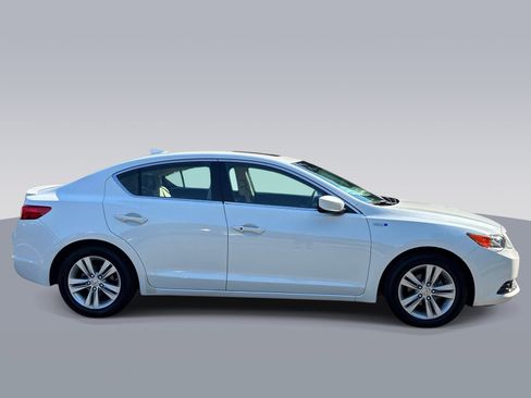 Used 2014 Acura ILX Hybrid w/ Technology Package FWD image 8