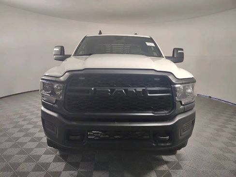 Used 2024 RAM 2500 Tradesman AWD/4WD image 2