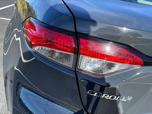 Used 2023 Toyota Corolla LE image 30