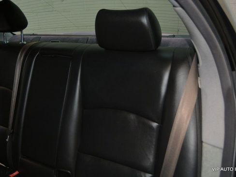 Used 2004 Jaguar XJ8 RWD image 22