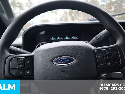 Used 2025 Ford F350 XLT image 27