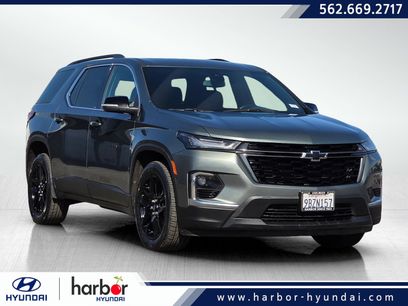 Used 2022 Chevrolet Traverse LT