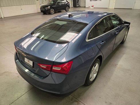 Used 2024 Chevrolet Malibu LS FWD image 7
