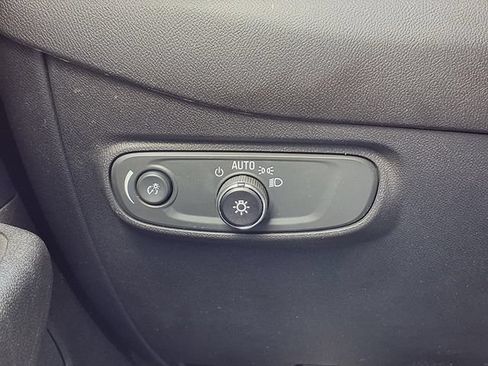Used 2024 Chevrolet Equinox LS w/ LS Convenience Package FWD image 16