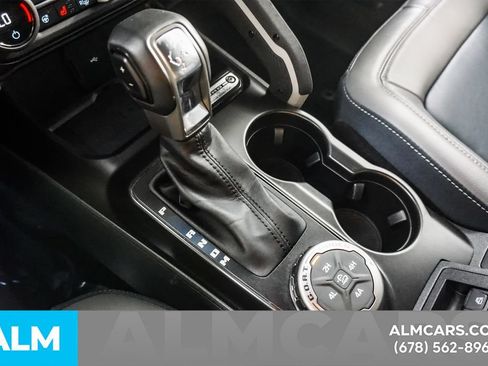 Used 2023 Ford Bronco Outer Banks AWD/4WD image 39