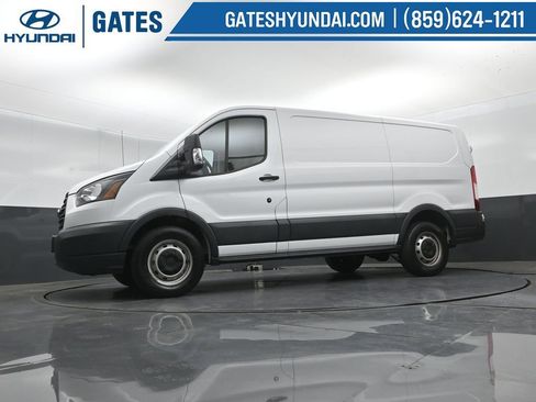 Used 2018 Ford Transit 150 130 Low Roof RWD image 36