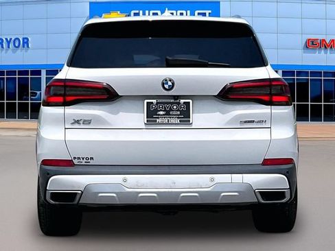 Used 2022 BMW X5 sDrive40i w/ Premium Package RWD image 6