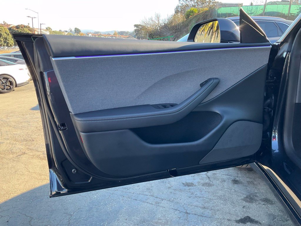 Used 2025 Tesla Model 3 Long Range RWD image 23