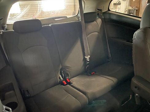 Used 2014 Chevrolet Traverse LT w/ All-Star Edition image 19