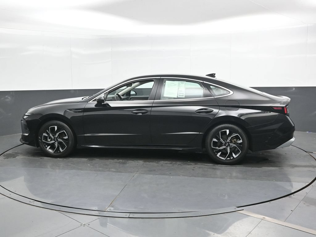Used 2025 Hyundai Sonata SEL FWD image 8