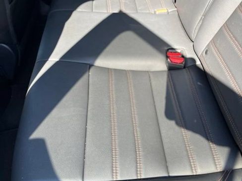 Used 2019 Nissan Kicks SR w/ SR Premium Package FWD image 10