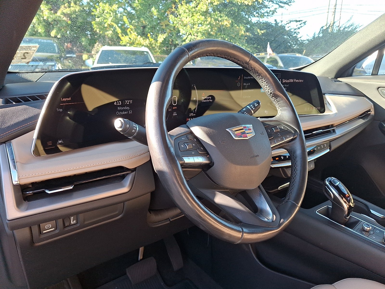 Used 2024 Cadillac XT4 Luxury w/ Cold Weather Package FWD image 13
