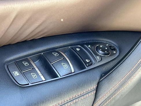 Used 2018 Nissan Armada Platinum w/ Captain Seat Package RWD image 21