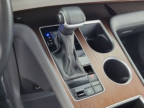 Used 2024 Toyota Sienna XLE image 31