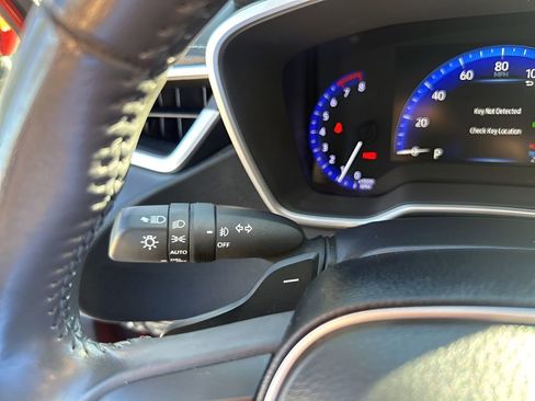 Used 2019 Toyota Corolla XSE image 28