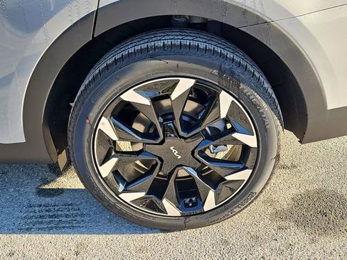 New 2026 Kia Sorento EX FWD image 5