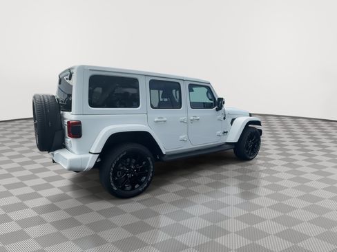 Used 2021 Jeep Wrangler Unlimited Sahara AWD/4WD image 8