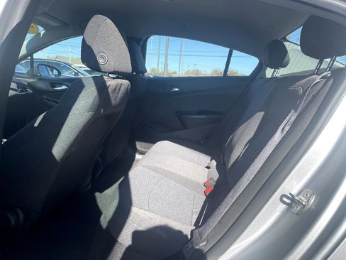 Used 2019 Chevrolet Cruze LS image 12