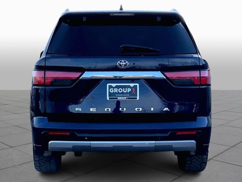 Used 2023 Toyota Sequoia Limited image 5