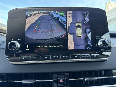 New 2025 Mitsubishi Outlander SE image 18