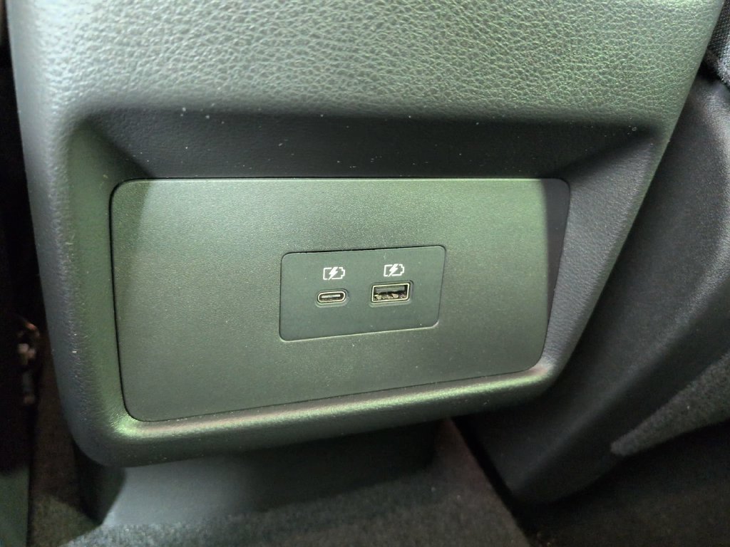 Used 2023 Nissan Rogue SV AWD/4WD image 20