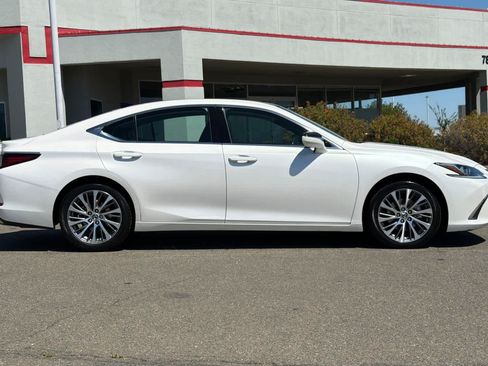 Used 2019 Lexus ES 350 w/ Premium Package FWD image 6