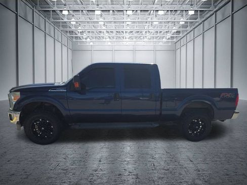 Used 2016 Ford F250 XLT w/ XLT Value Package AWD/4WD image 3