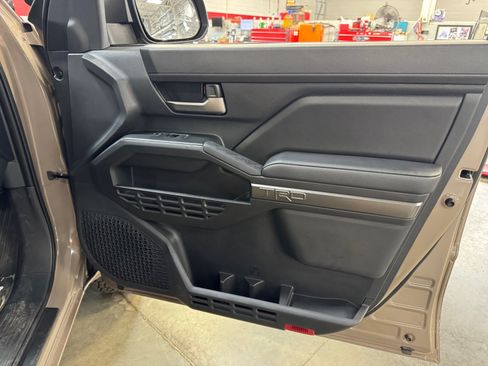 Certified 2026 Toyota Tacoma TRD Off-Road AWD/4WD image 16
