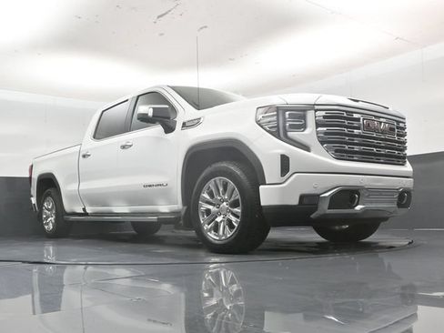 Used 2023 GMC Sierra 1500 Denali w/ Technology Package AWD/4WD image 54
