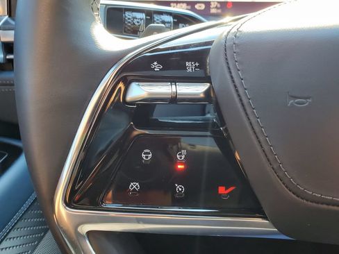 Certified 2025 Cadillac Escalade IQ Sport 2 AWD/4WD image 19