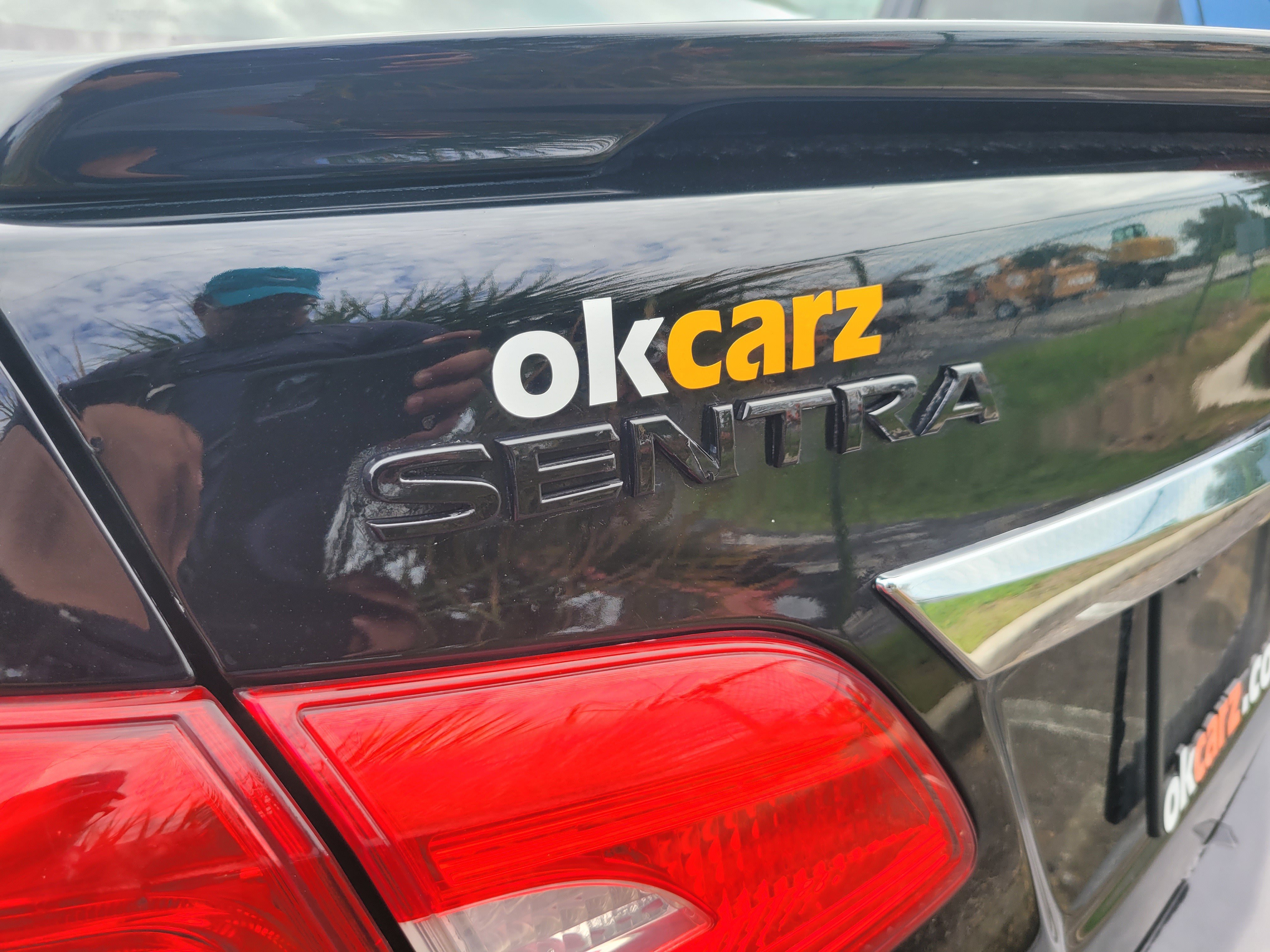 Used 2018 Nissan Sentra SR FWD image 7