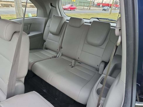 Used 2015 Honda Odyssey EX-L image 11