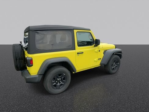 Used 2023 Jeep Wrangler Sport AWD/4WD image 9