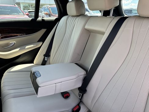 Used 2019 Mercedes-Benz E 450 4MATIC Wagon image 24